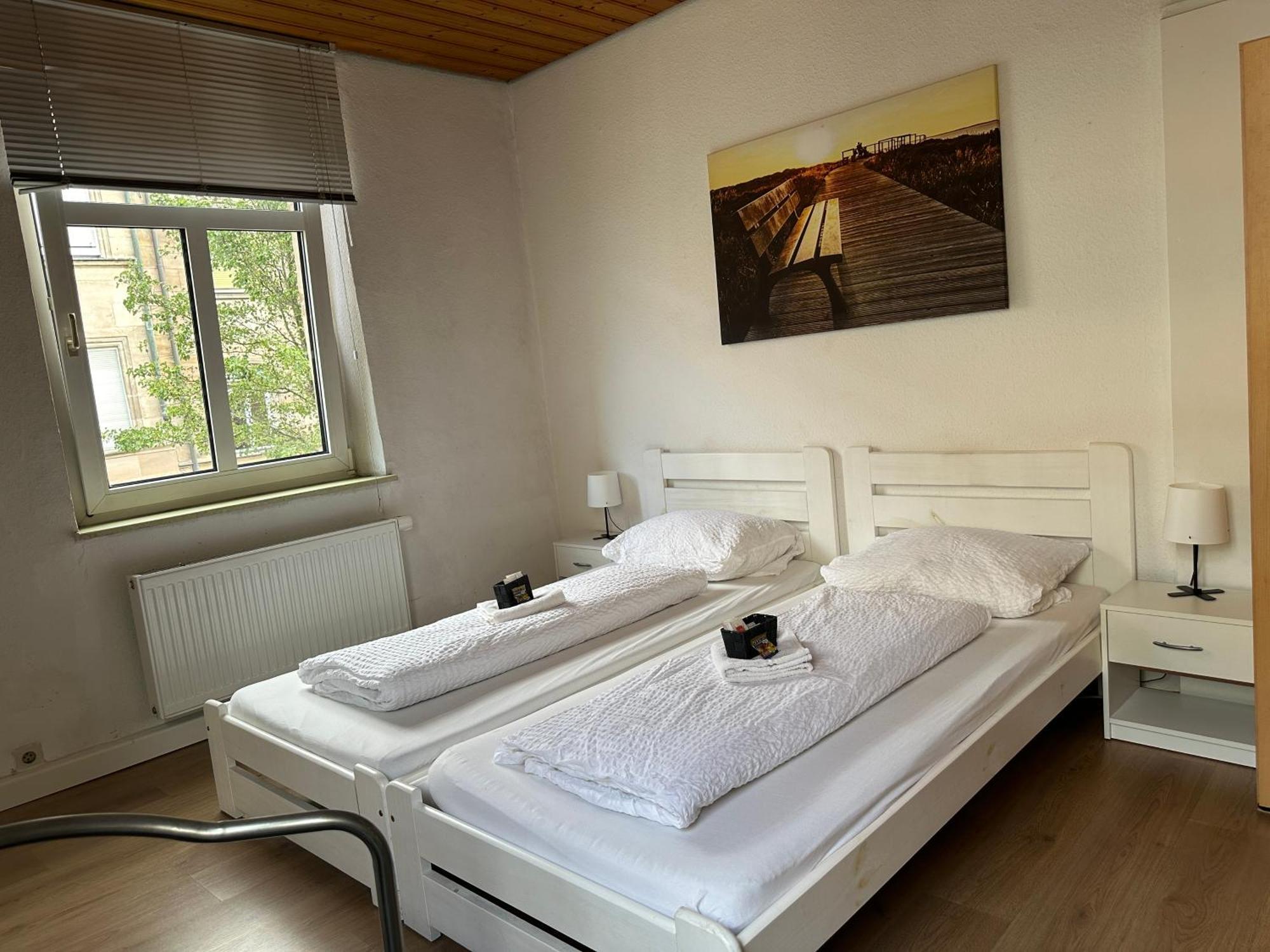 Privatzimmer Fuerth Zentrum Buitenkant foto